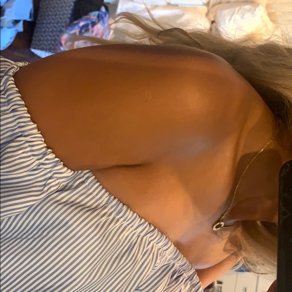 blouse - Picture 2 of 2